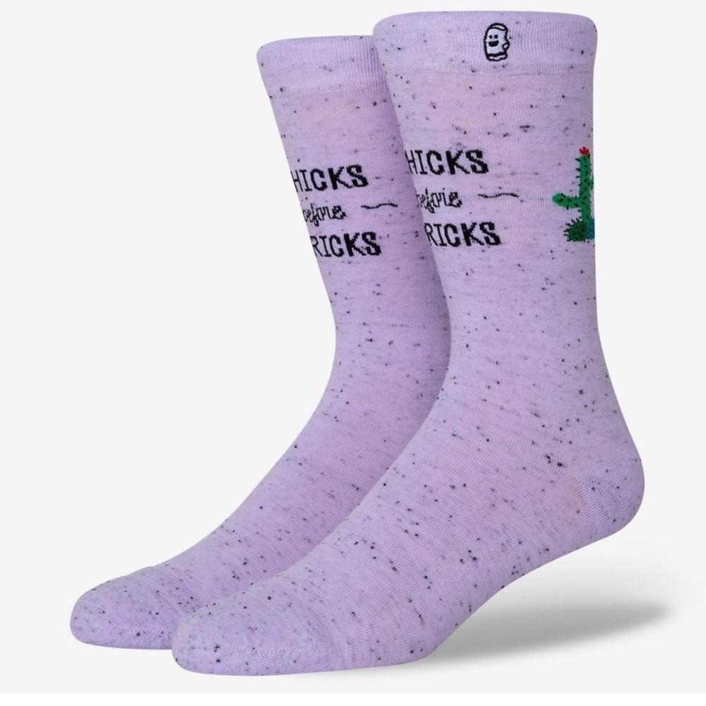 BooSocki Chicks Before Pricks Unisex Socks– Purple, Medium, NWT 🐥 🌵